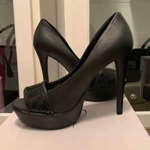 EUC Jessica Simpson JS-Terri Size 5.5 - Black